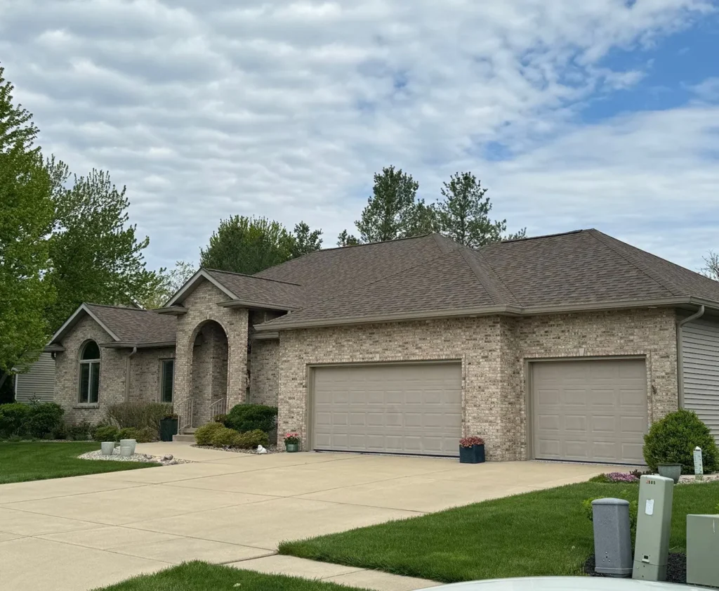 Reliable Residential Roofing Repair Near Lincoln IL