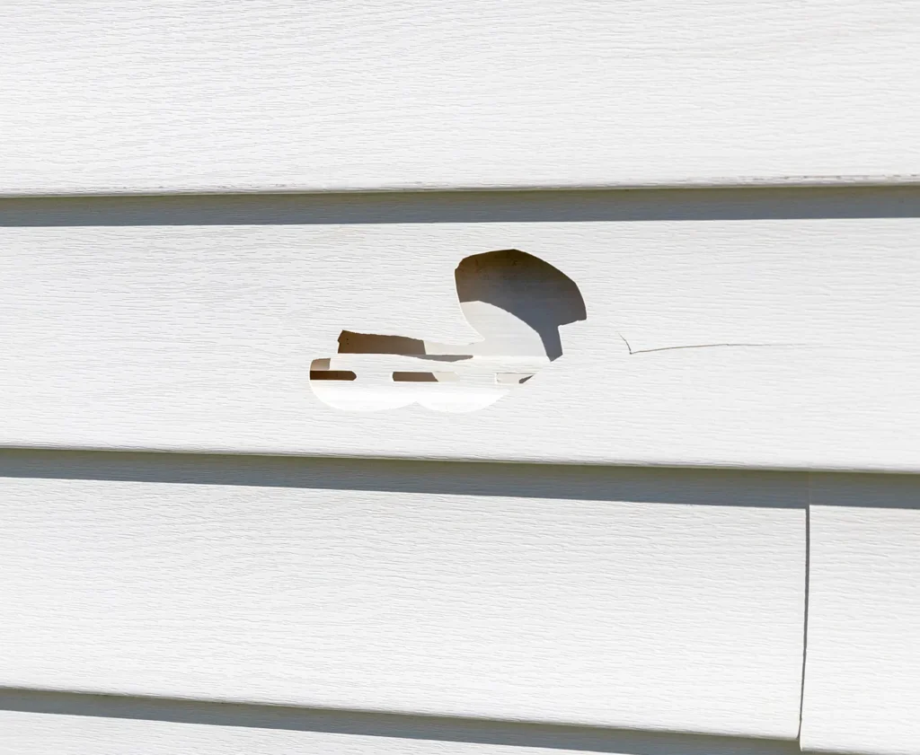 Vinyl Siding Repair Services to Restore Your Home’s Exterior in Springfield IL