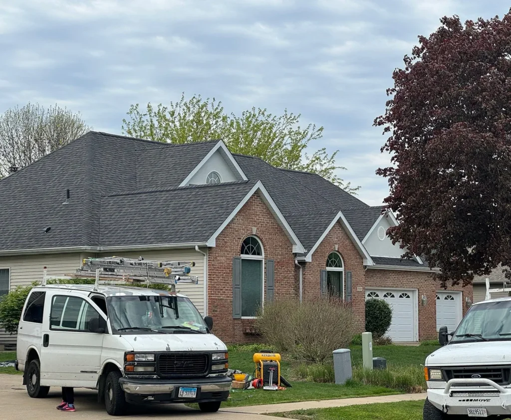 Capital City Roofing & Solar Hillsboro IL
